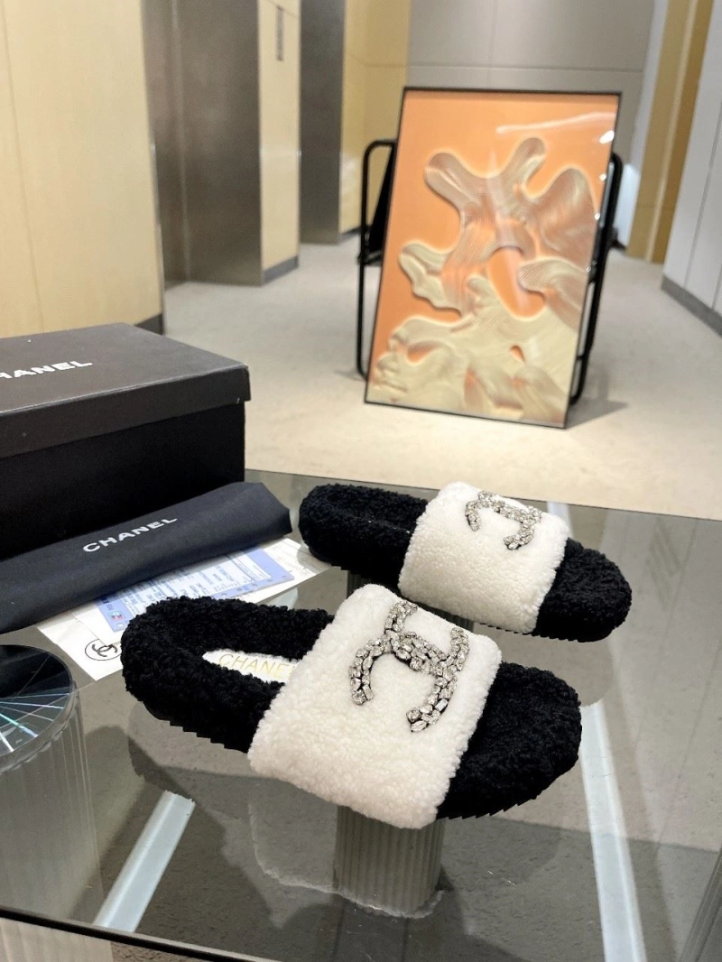 NewStyle Chxnxl Slippers 127084