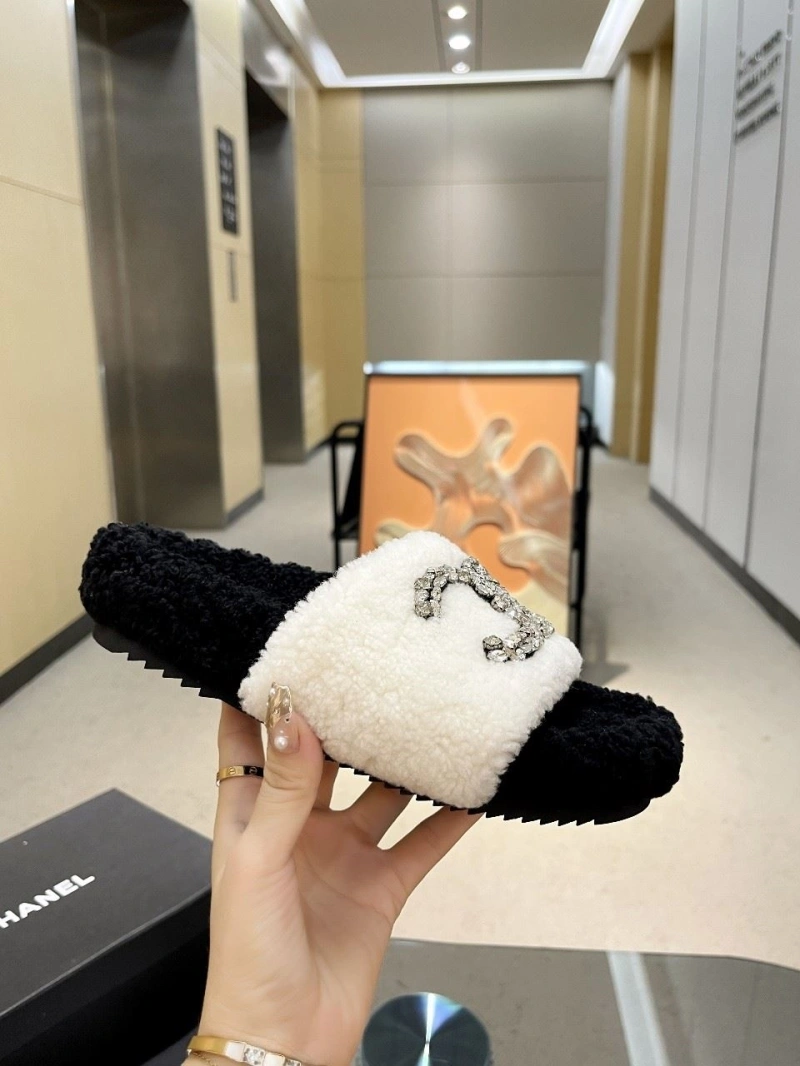 NewStyle Chxnxl Slippers 127084