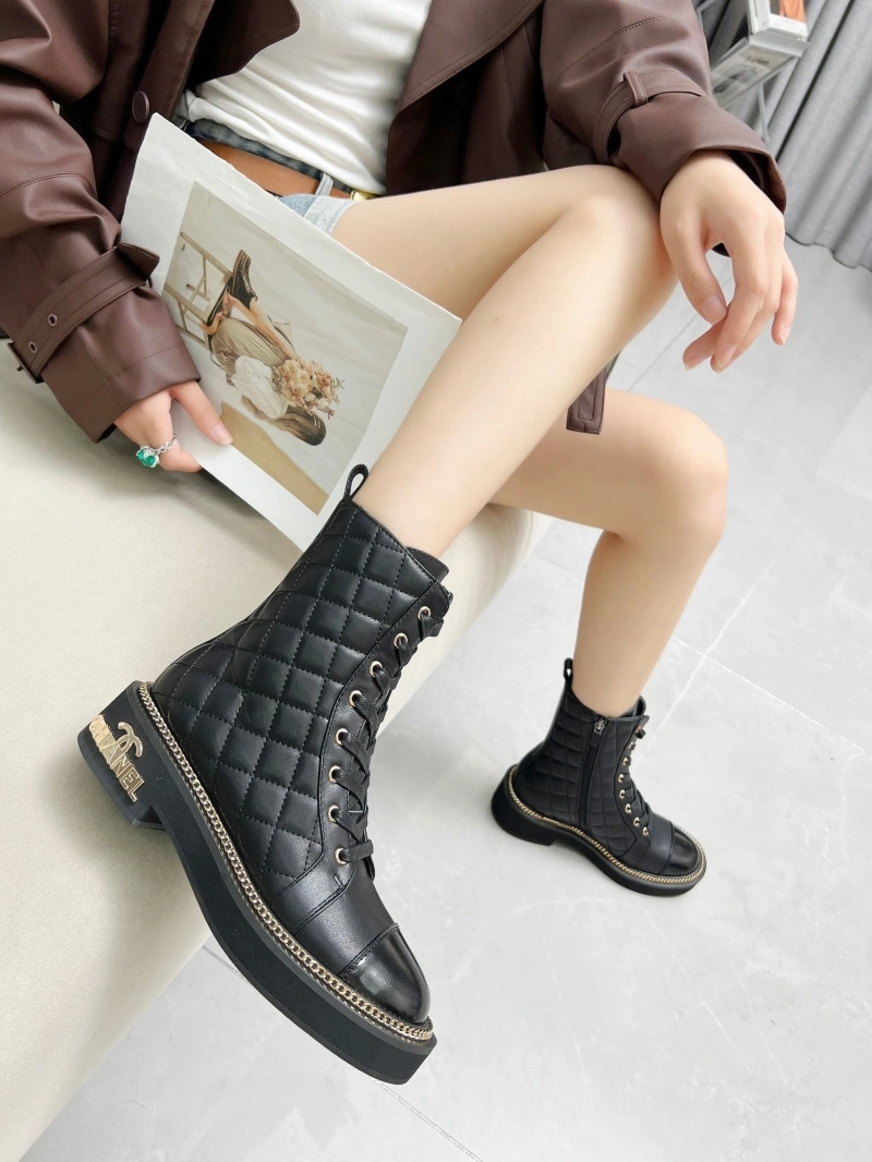 Efficient Chxnxl Boots 127321