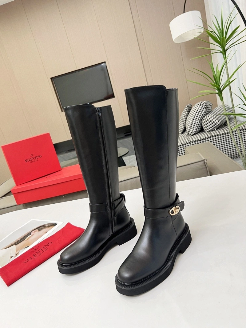 Classic Vxlxntino Boots 231345