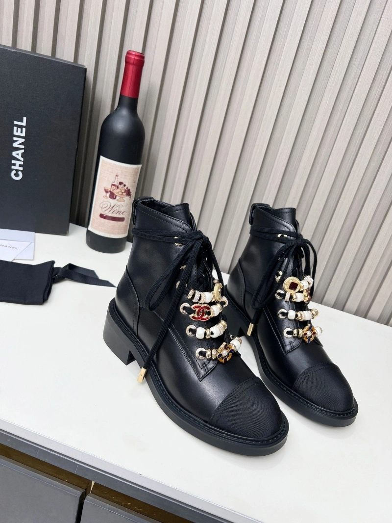 Unique Chxnxl Boots 127311