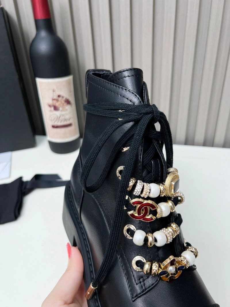 Unique Chxnxl Boots 127311