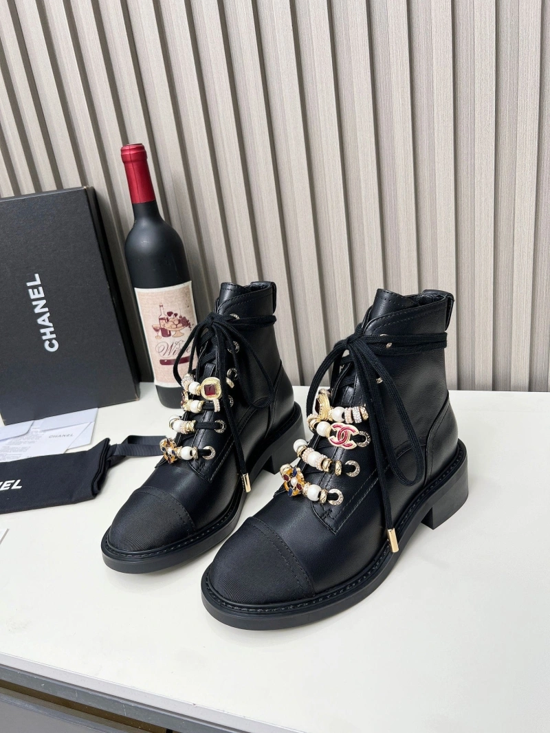Unique Chxnxl Boots 127311