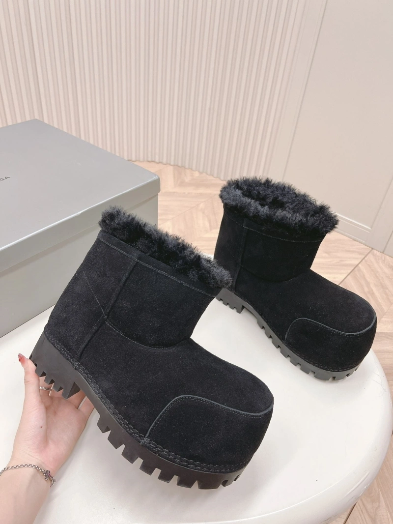 Bxlxnciaga Boots Compact 109834