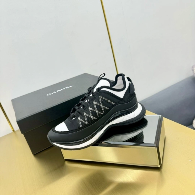 Cozy Chxnxl Sneakers 127045