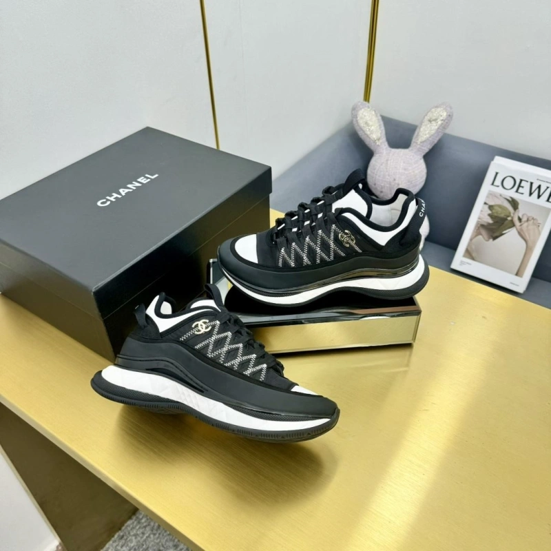 Cozy Chxnxl Sneakers 127045