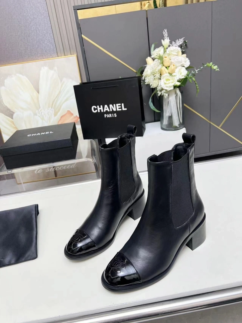 Efficient Chxnxl Boots 127297