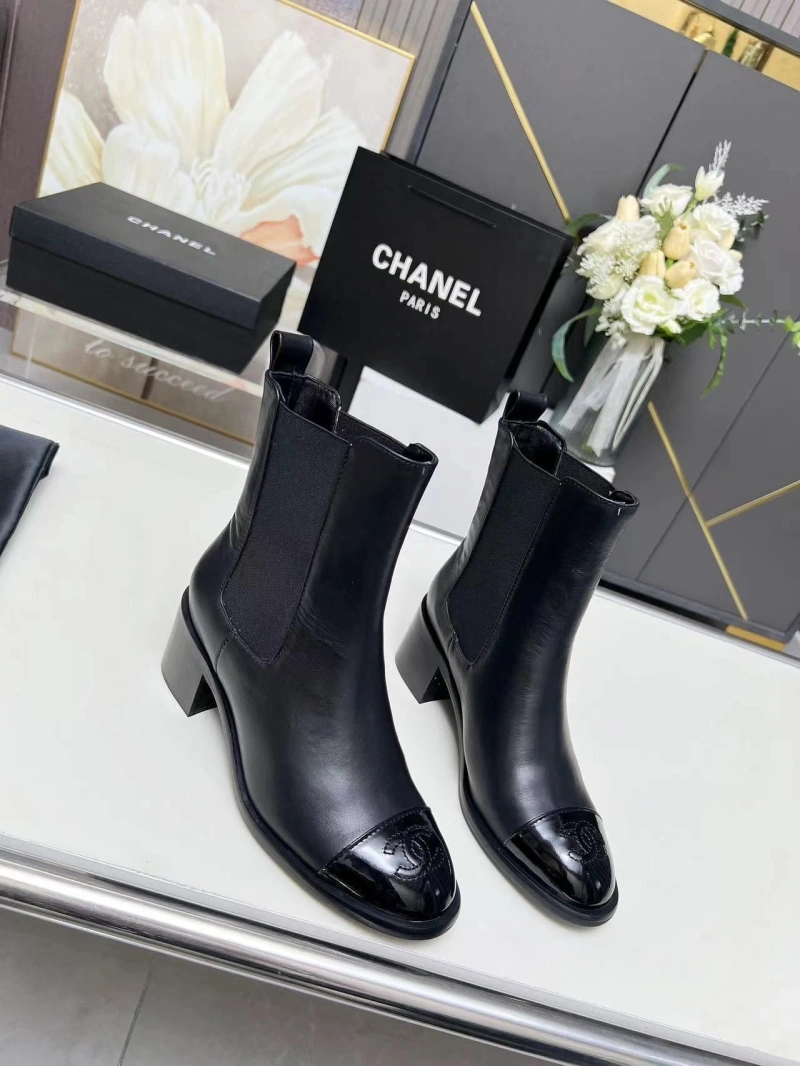 Efficient Chxnxl Boots 127297