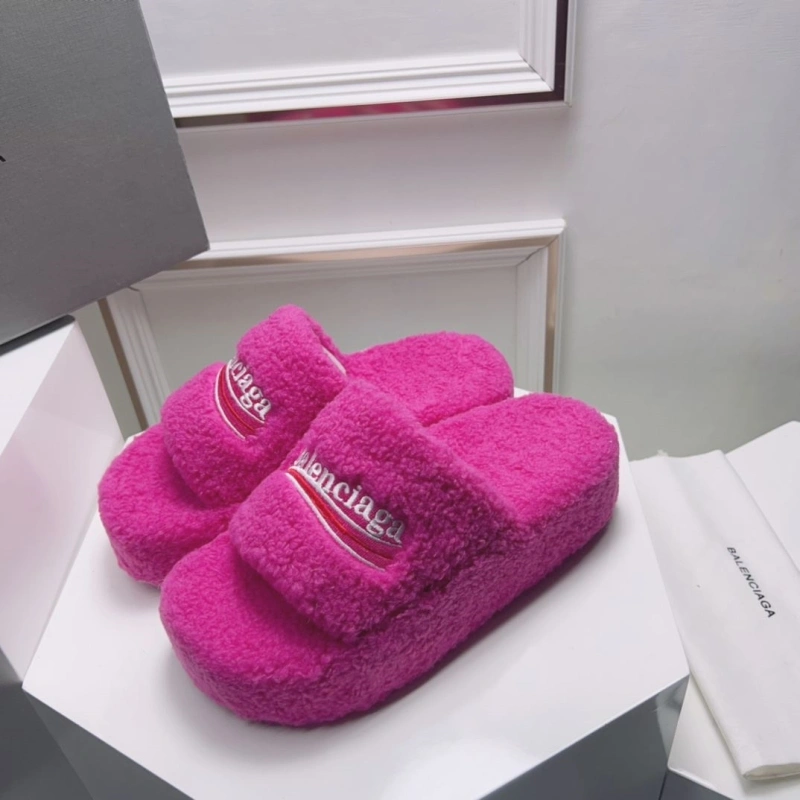 Comfortable Bxlxnciaga Slippers 109807