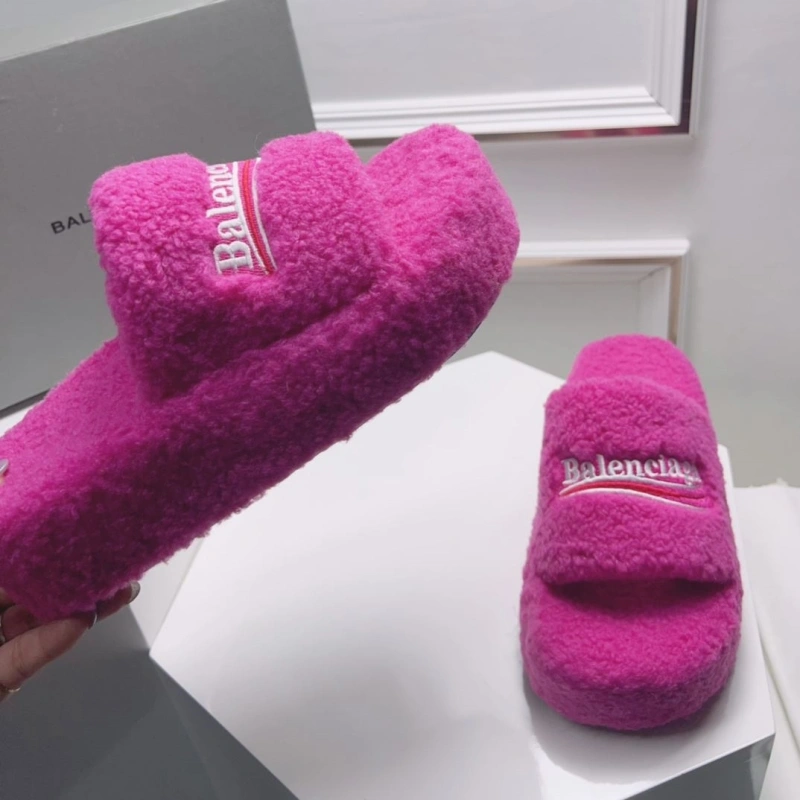 Comfortable Bxlxnciaga Slippers 109807