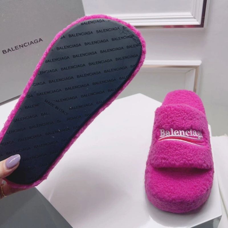 Comfortable Bxlxnciaga Slippers 109807