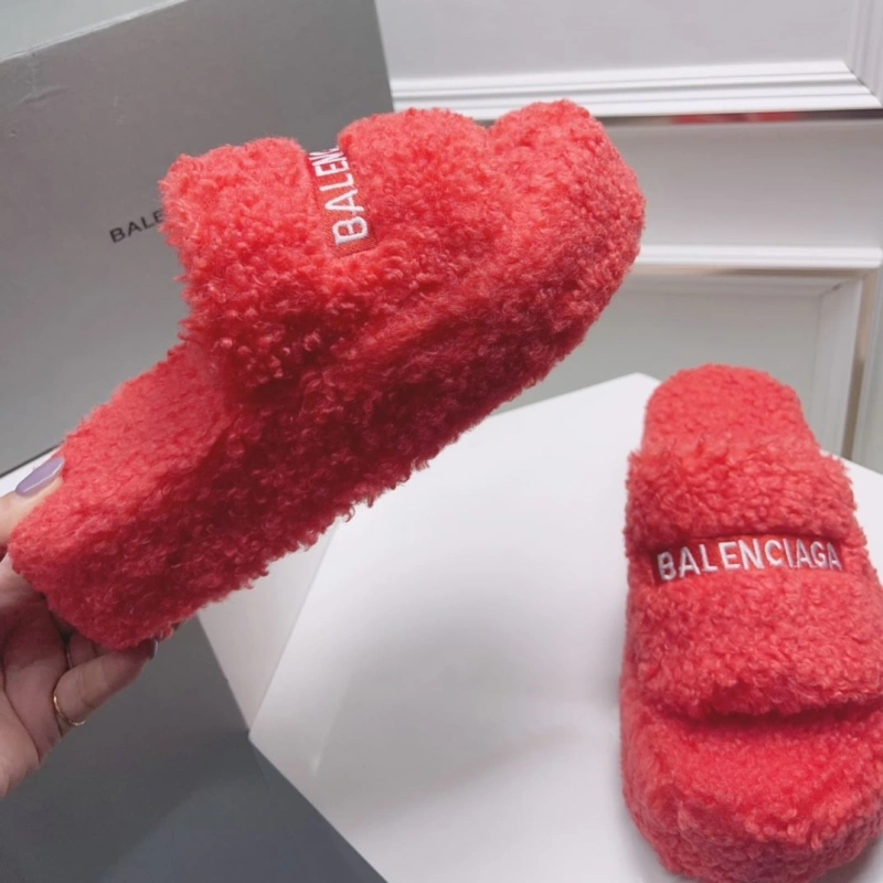 TopPick Bxlxnciaga Slippers 109802