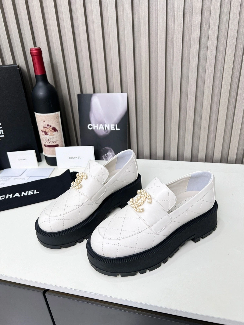 Resilient Chxnxl Leather Shoes 127137