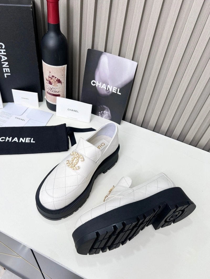 Resilient Chxnxl Leather Shoes 127137