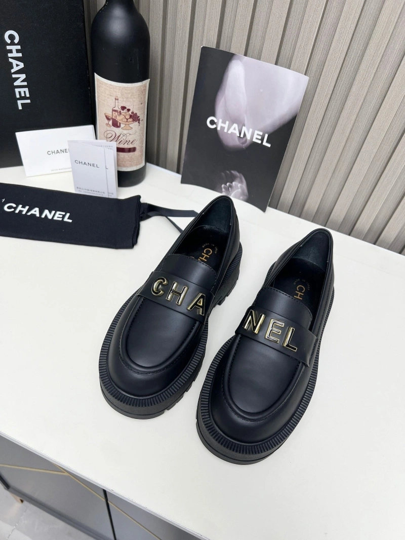 Bold Chxnxl Leather Shoes 127138