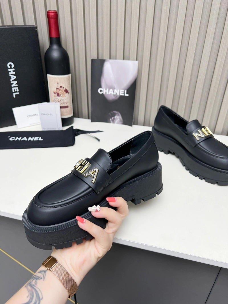 Bold Chxnxl Leather Shoes 127138