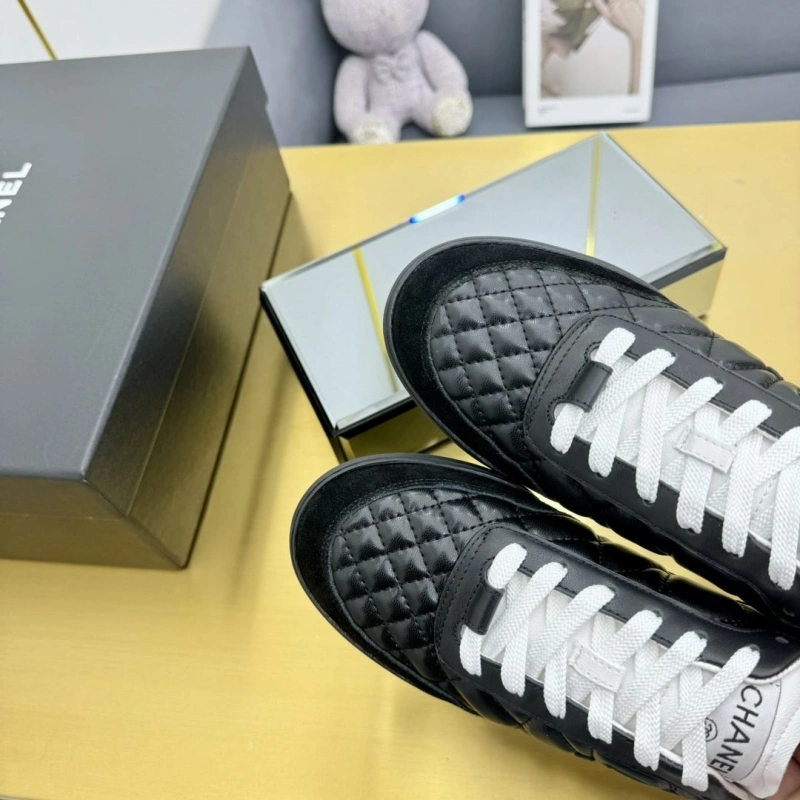 Fashionable Chxnxl Sneakers 127015