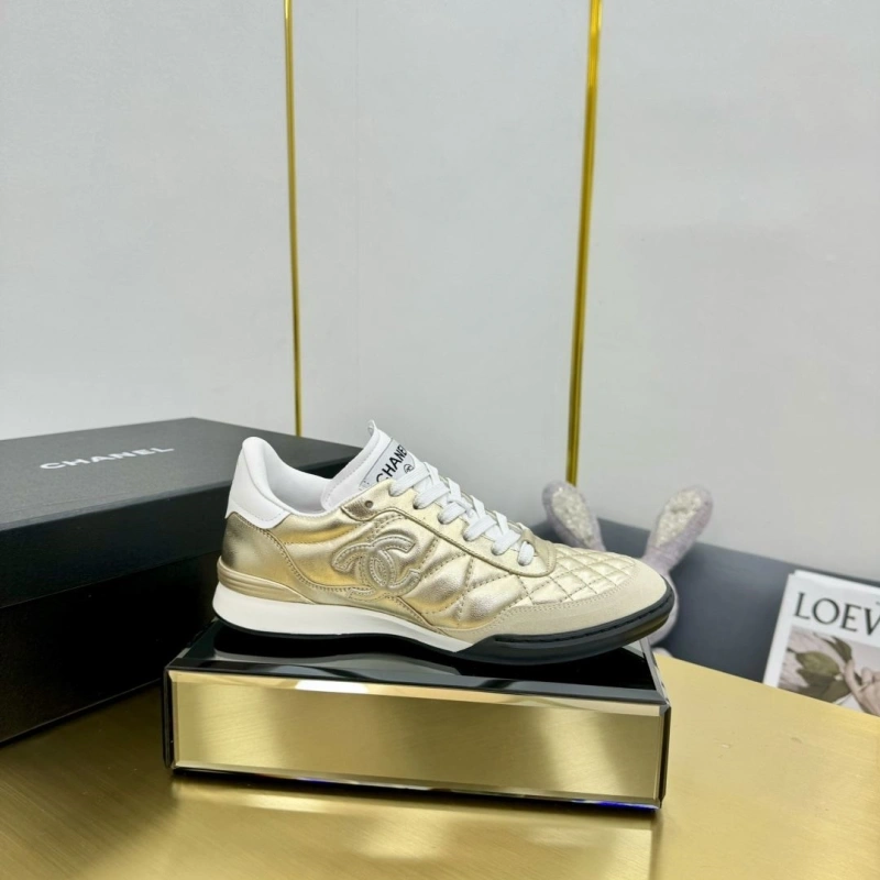 Bold Chxnxl Sneakers 127013