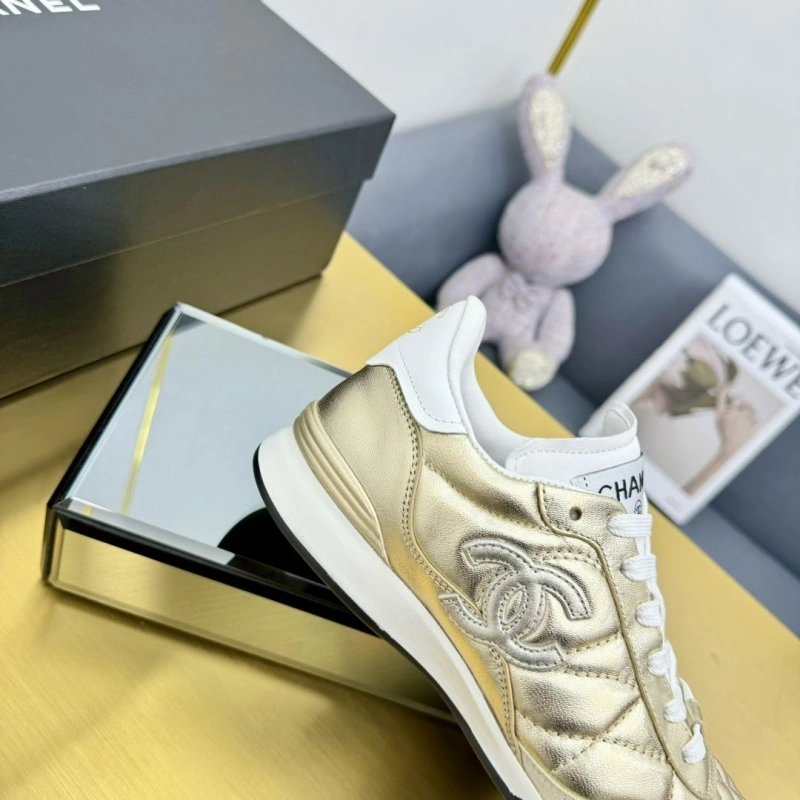 Bold Chxnxl Sneakers 127013