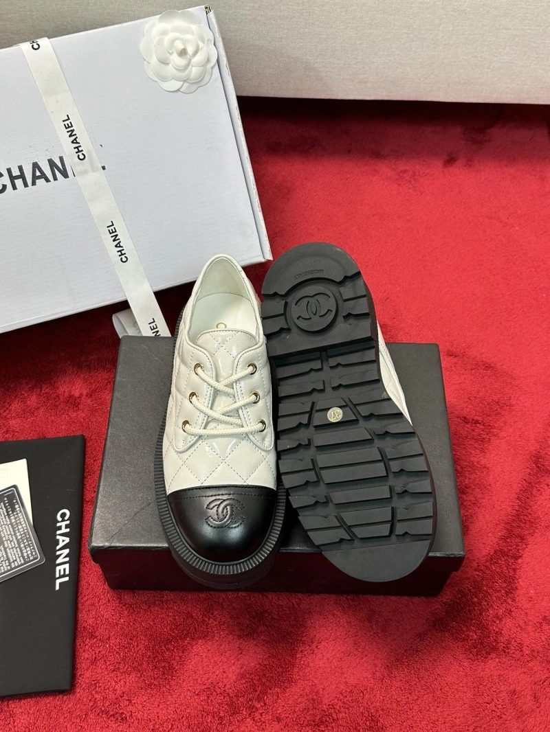 Sophisticated Chxnxl Sneakers 127007