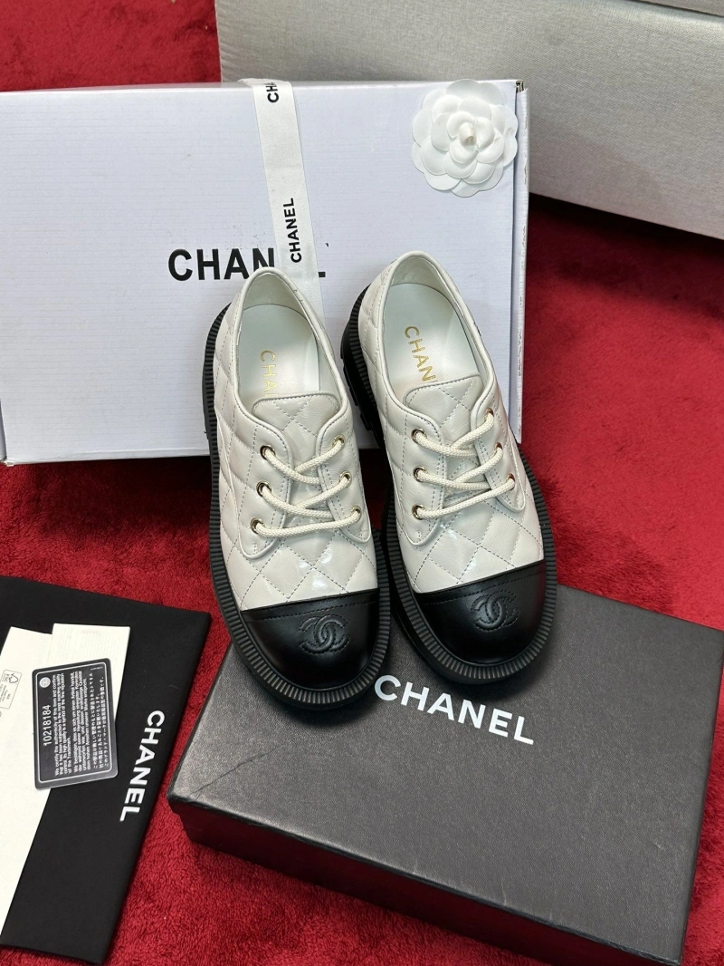 Sophisticated Chxnxl Sneakers 127007