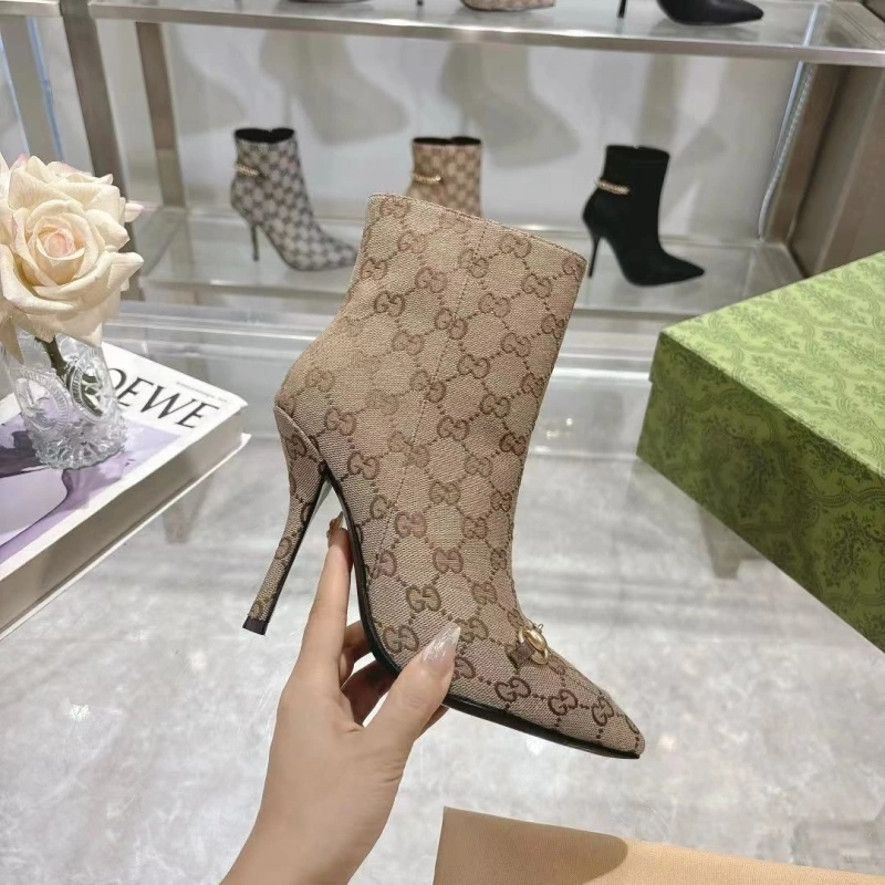 Versatile Gxccx Boots 161736