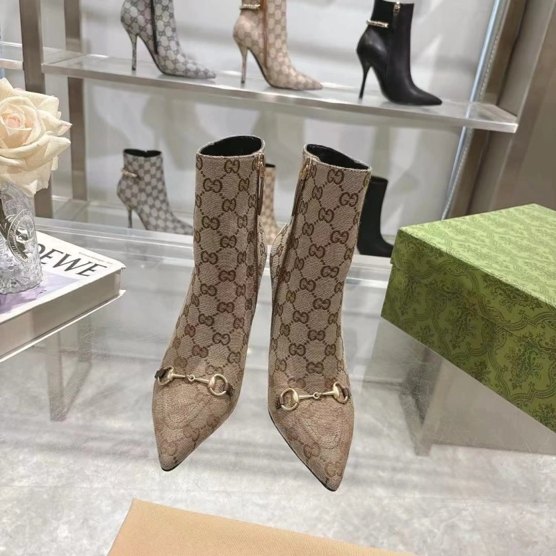 Versatile Gxccx Boots 161736