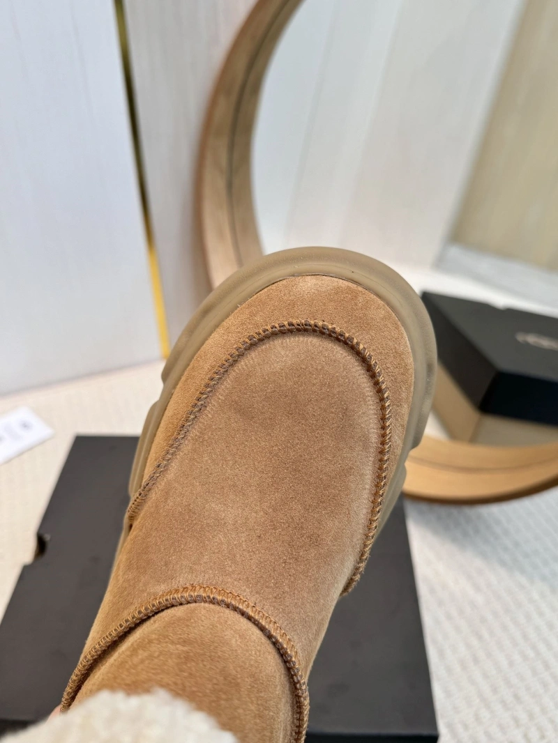Flexible UGX Boots 228608