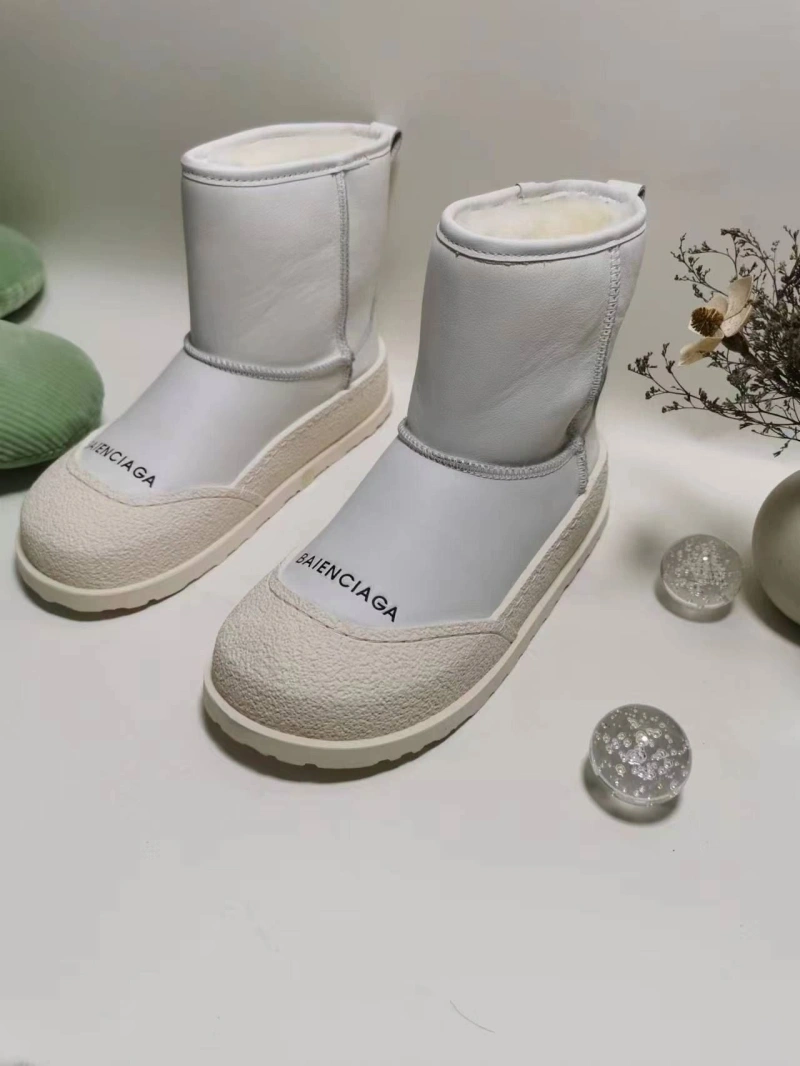 Compact Bxlxnciaga Boots 109817