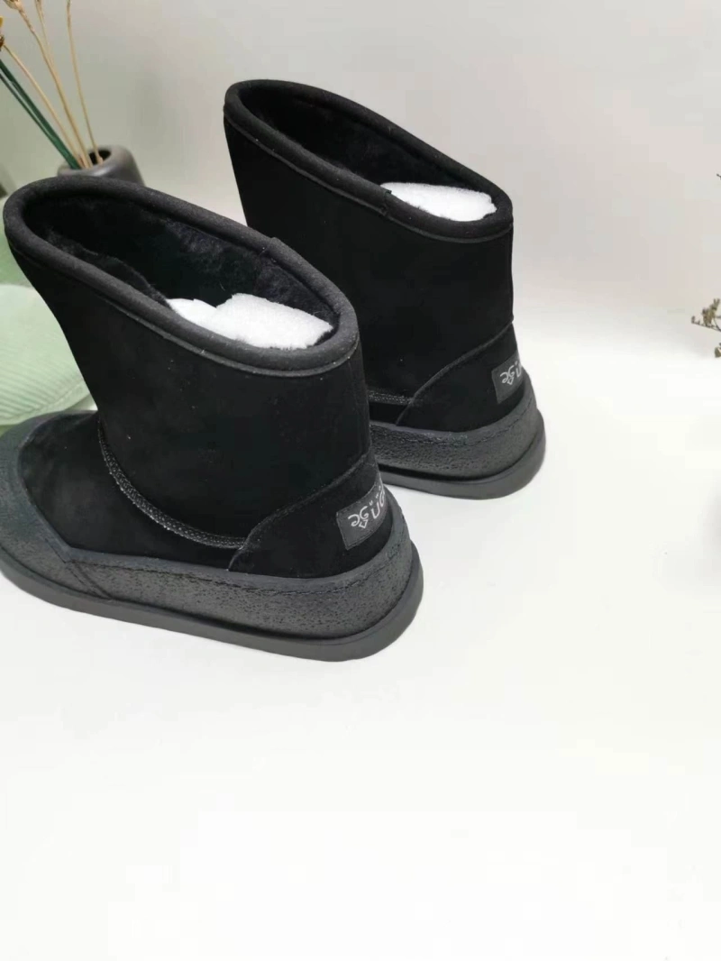 Stylish UGX Boots 228614