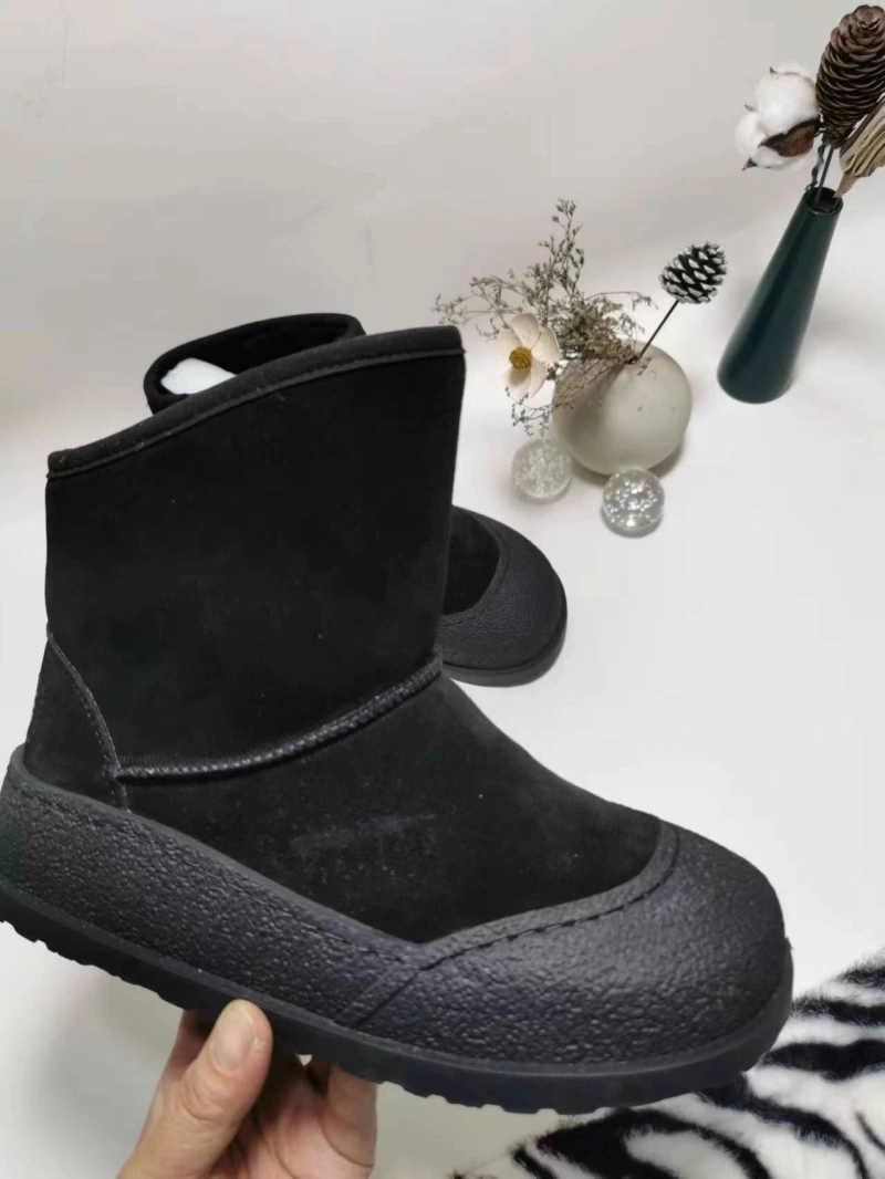 Stylish UGX Boots 228614