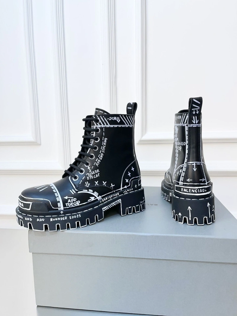 Comfortable Bxlxnciaga Boots 109815