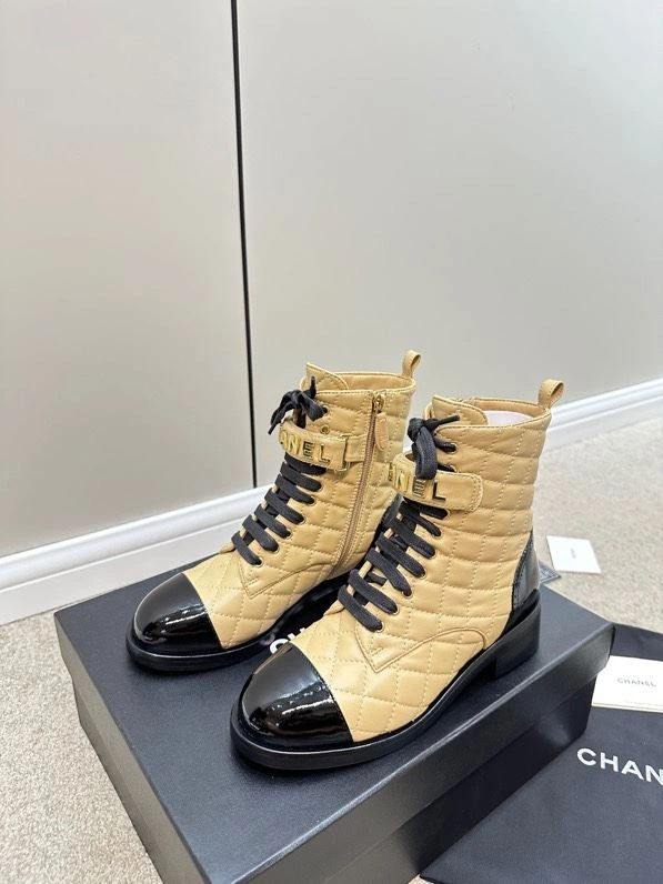 Lightweight Chxnxl Boots 127265