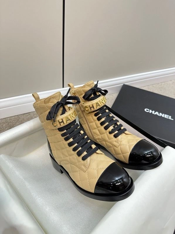 Lightweight Chxnxl Boots 127265