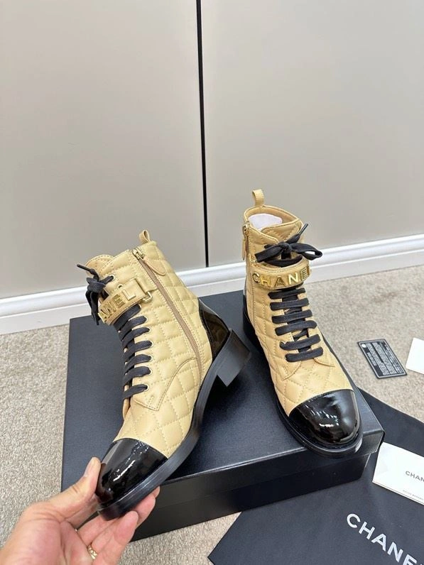 Lightweight Chxnxl Boots 127265