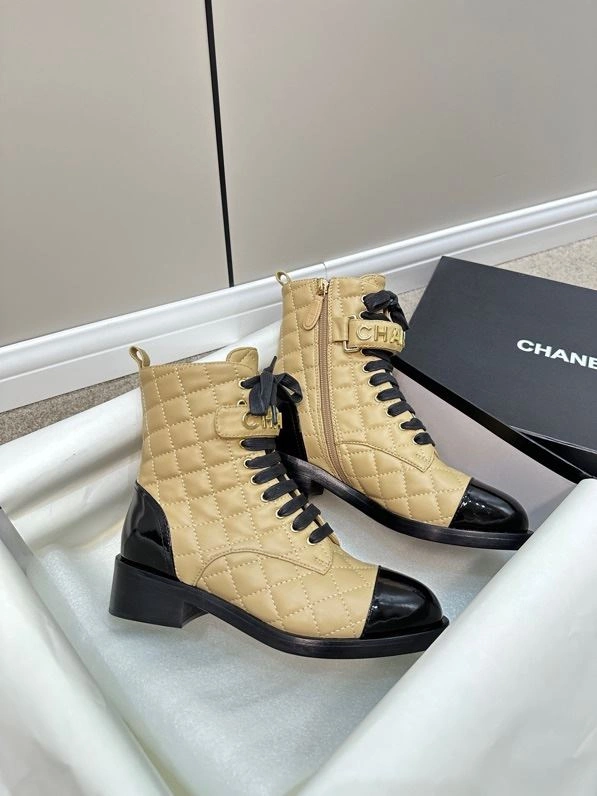Lightweight Chxnxl Boots 127265
