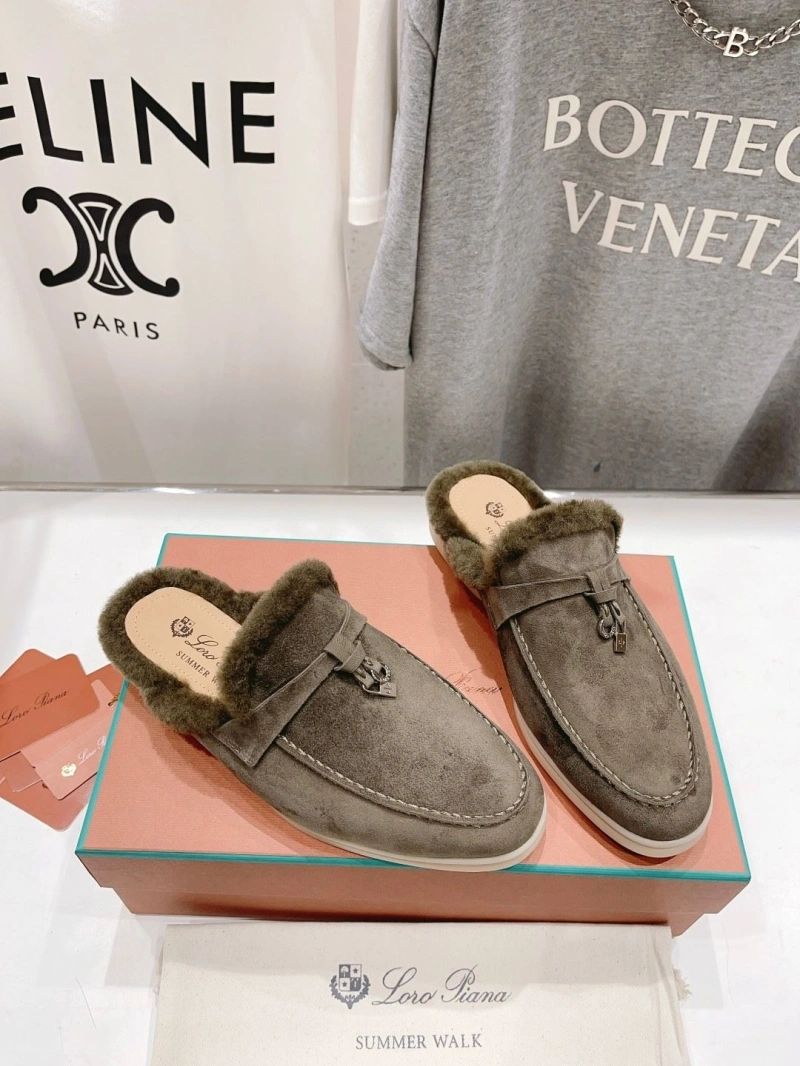 Othxr Slippers Resilient 215646