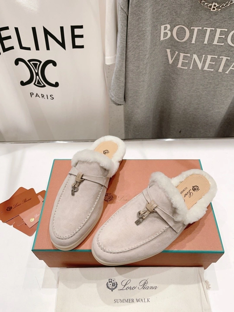 Resilient Othxr Slippers 215633
