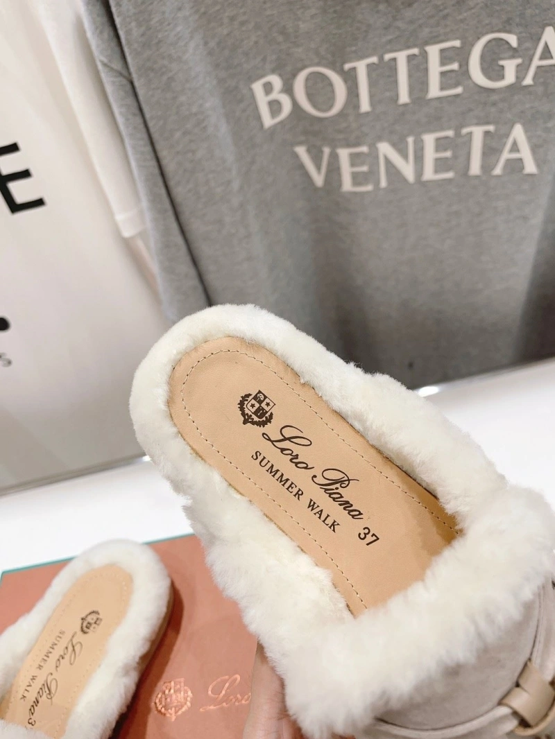 Resilient Othxr Slippers 215633
