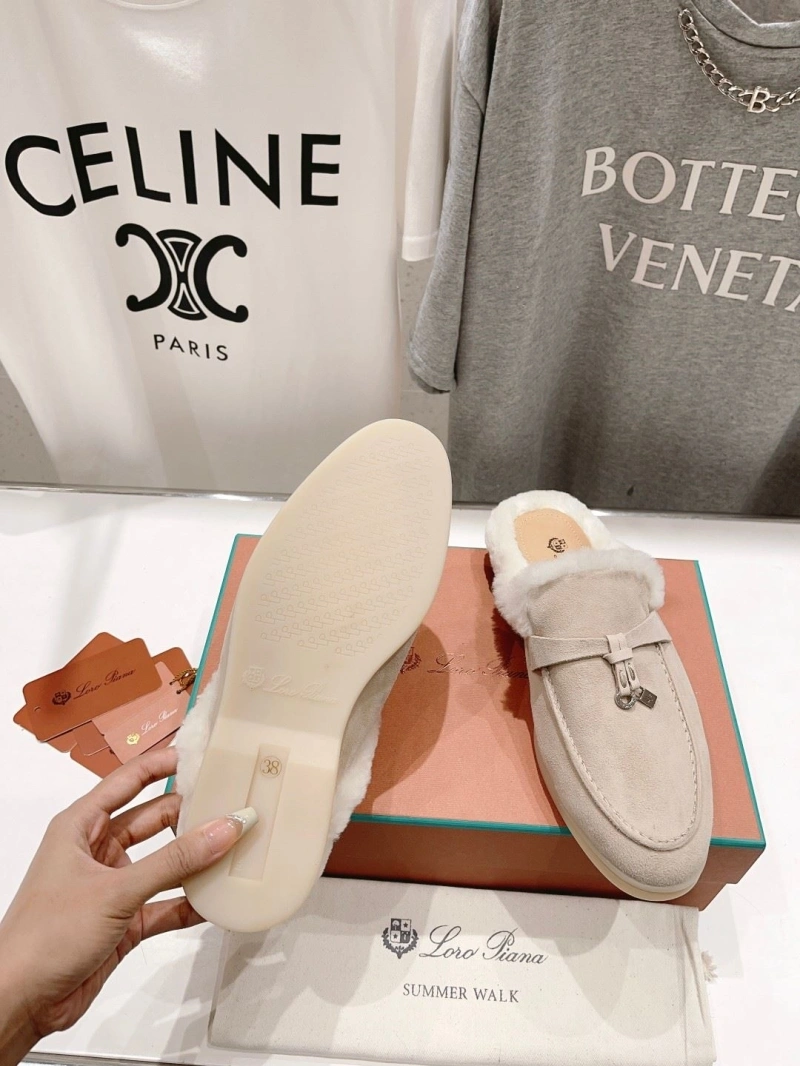 Othxr Slippers Versatile 215626
