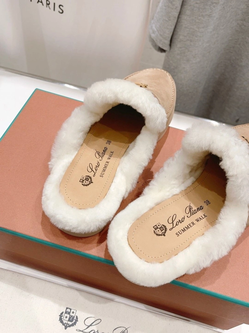 Othxr Slippers ModernLook 215639