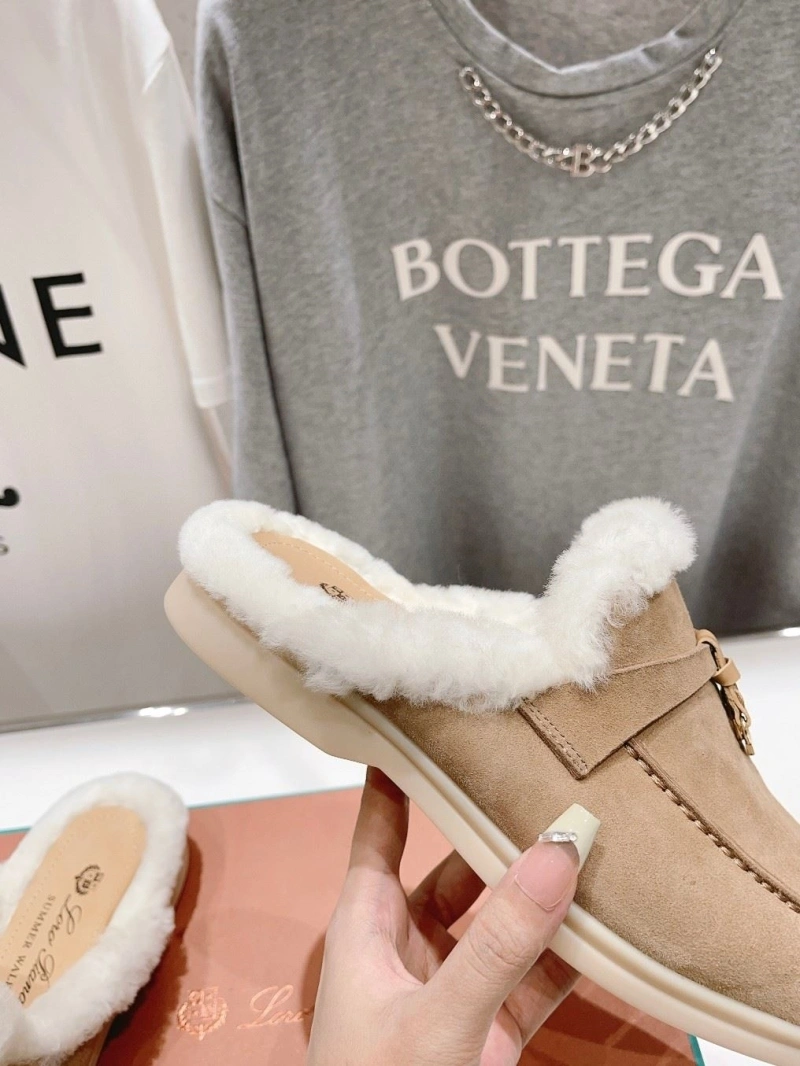 Othxr Slippers ModernLook 215639