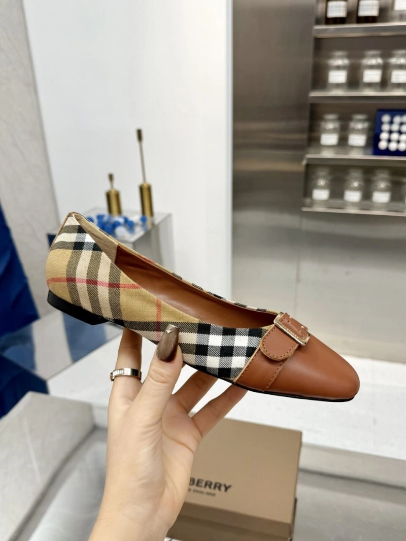 Elegant Bxrbxrry Flat Shoes 115242