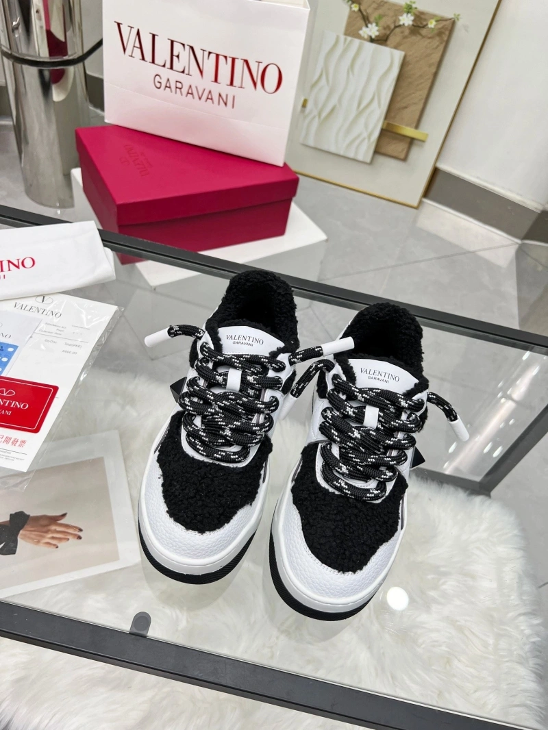 EyeCatching Vxlxntino Sneakers 231338