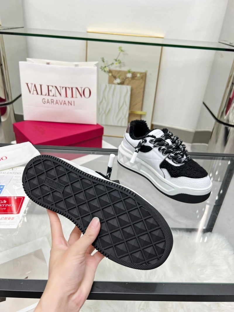 EyeCatching Vxlxntino Sneakers 231338