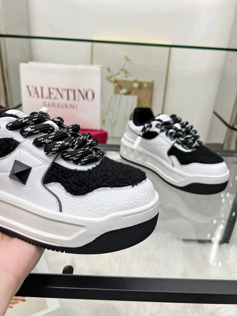 EyeCatching Vxlxntino Sneakers 231338