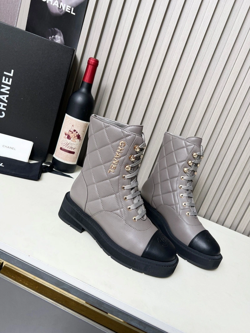Versatile Chxnxl Boots 127247