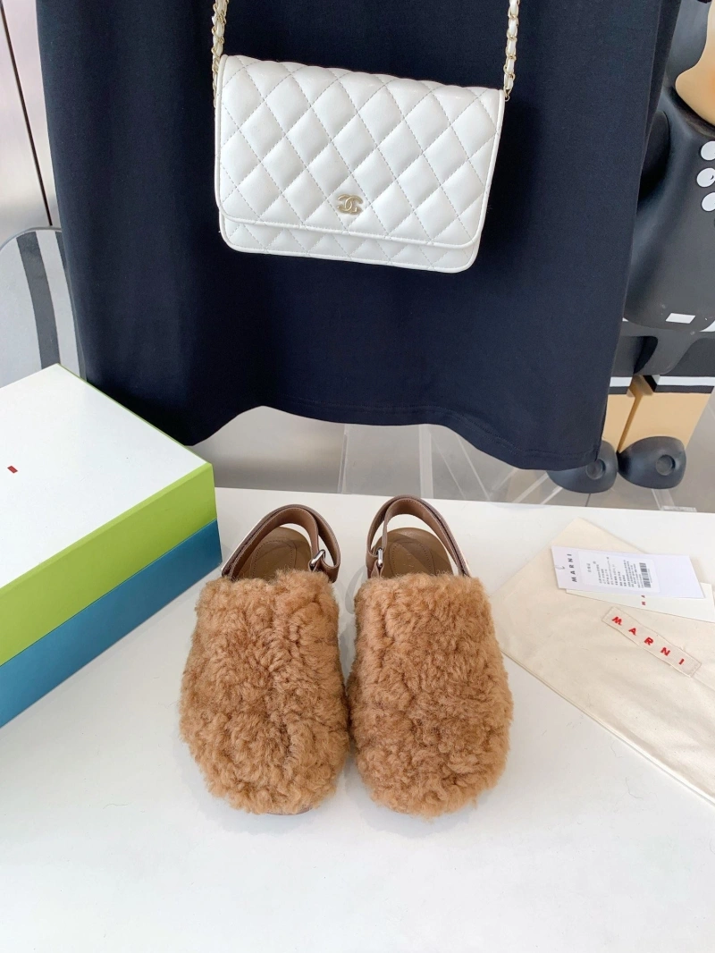 Efficient Othxr Slippers 215620