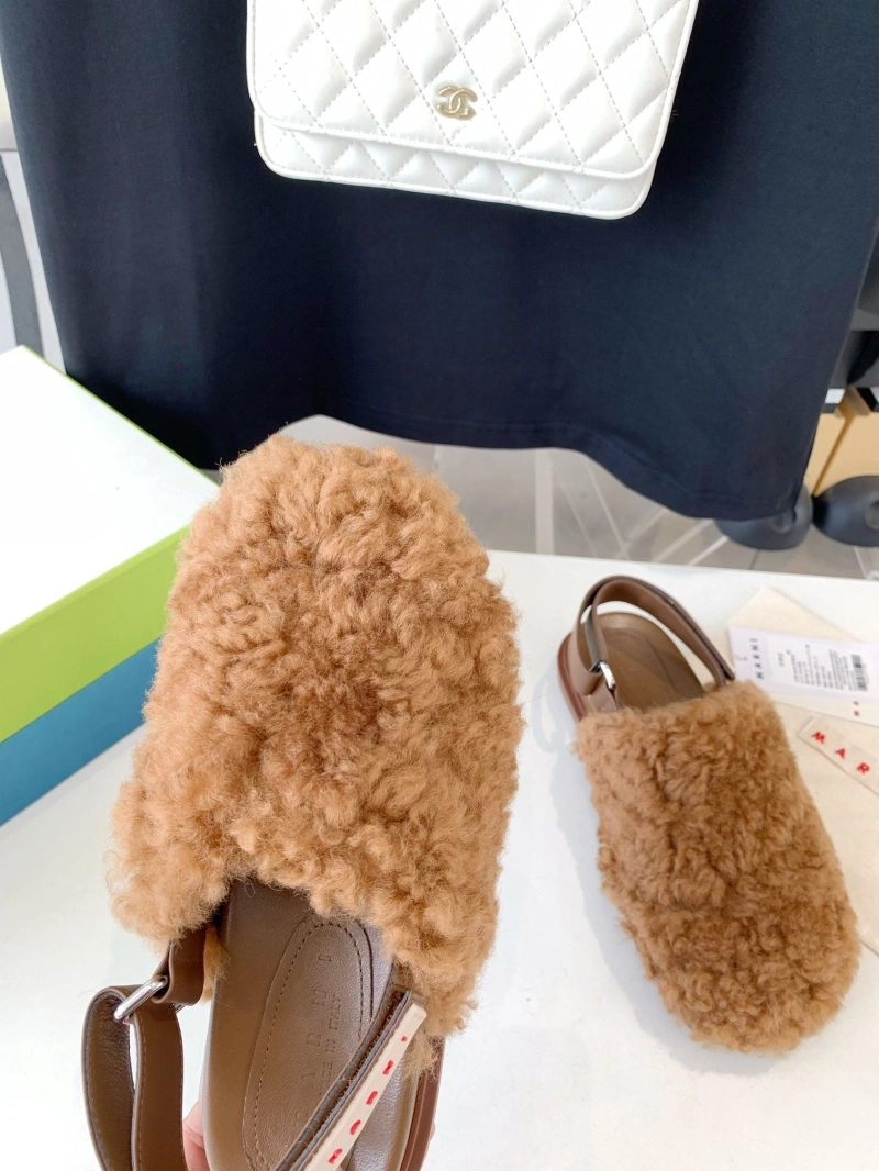 Efficient Othxr Slippers 215620