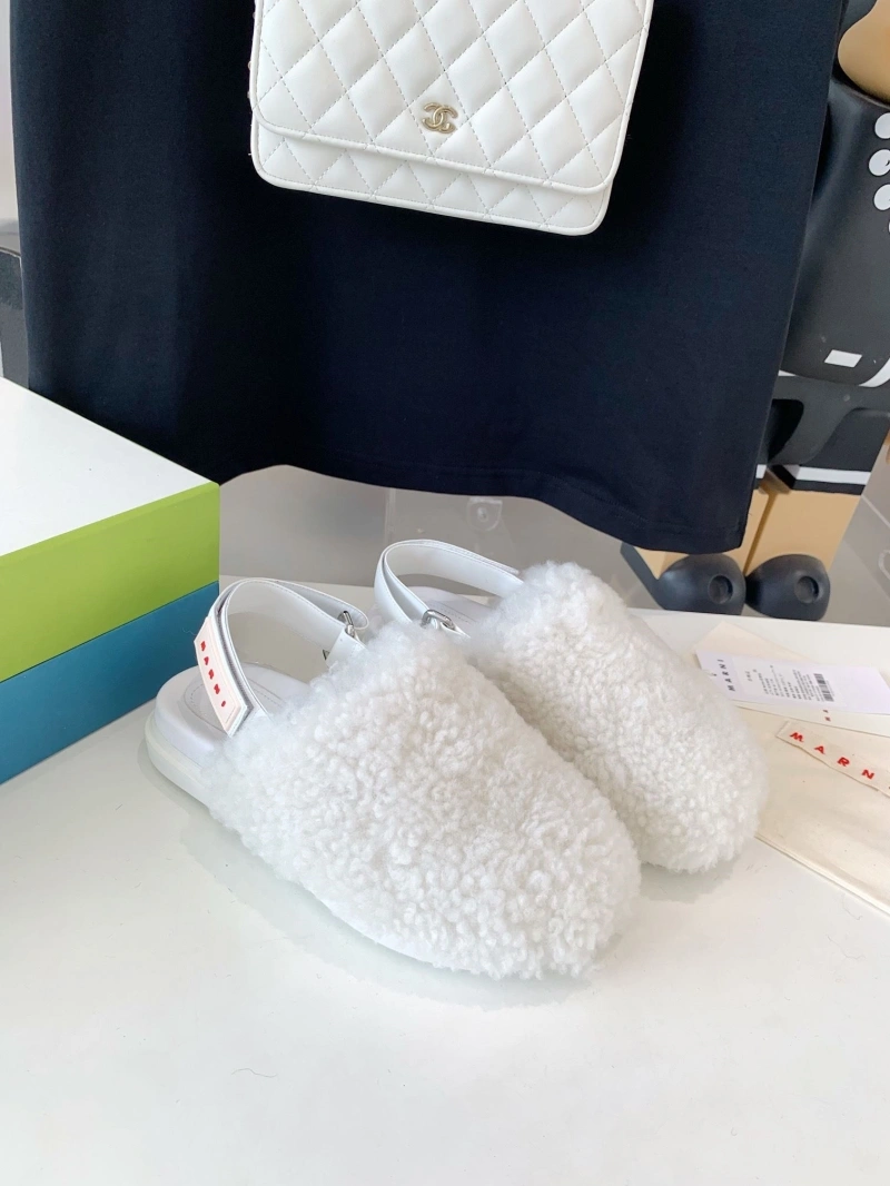 Unique Othxr Slippers 215629